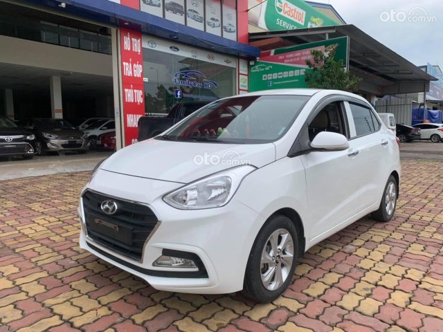 Cần bán xe Hyundai Grand i10 1.2 MT đời 2019, màu trắng0