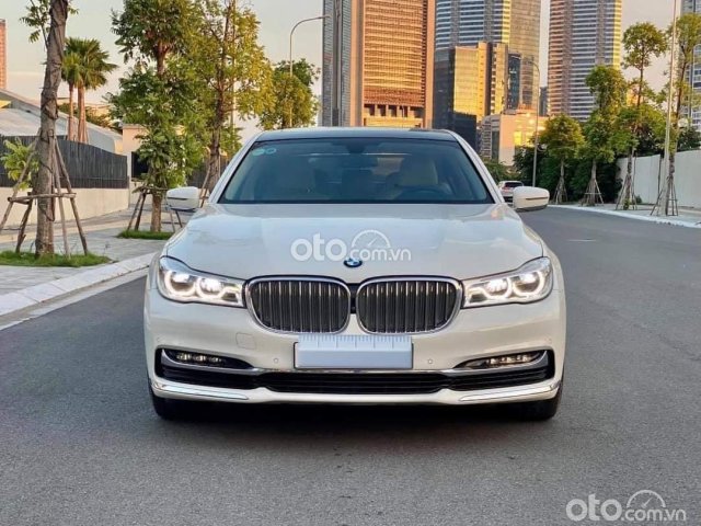 Bán BMW 740Li sản xuất năm 2018, màu trắng, xe nhập0