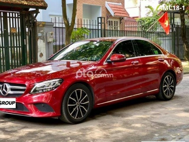 Cần bán Mercedes C200 đời 2019, màu đỏ0