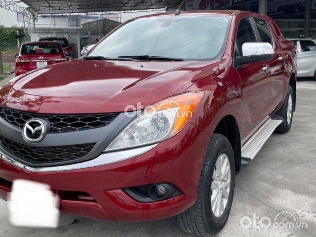 Cần bán Mazda BT 50 năm 2013, màu đỏ số tự động