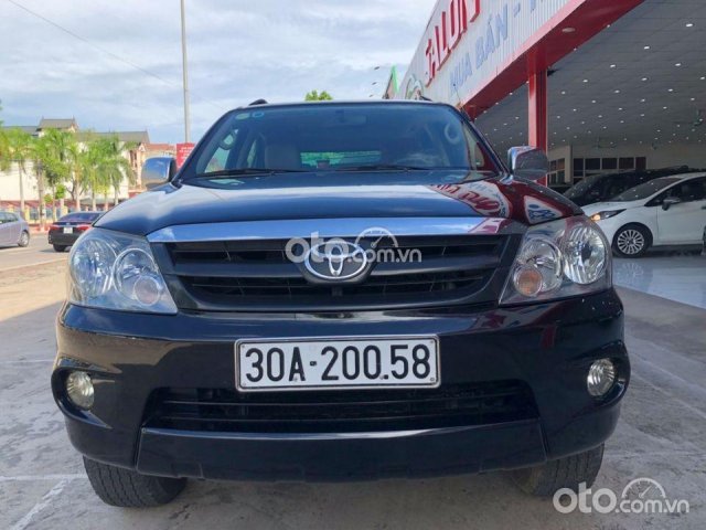 Cần bán lại xe Toyota Fortuner AT năm 2008, màu đen, xe nhập còn mới giá cạnh tranh0