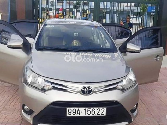 Bán Toyota Vios 1.5E 2016, màu vàng còn mới, giá 350tr