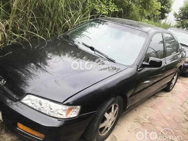 Bán Honda Accord đời 1995, màu đen, xe nhập số tự động0