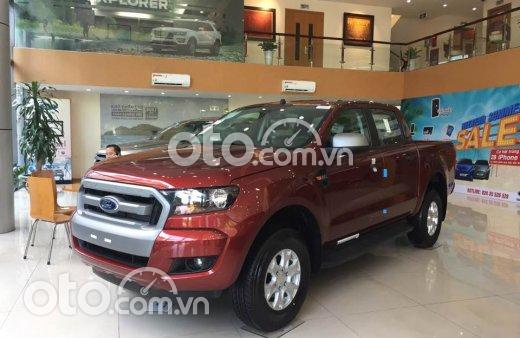 Bán Ford Ranger 4x2 XLS MT 2021, màu đỏ giá cạnh tranh0