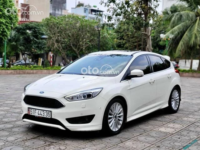 Ford Focus sx 2016 bản S Ecoboost, màu trắng0