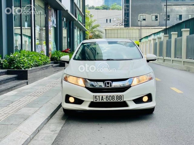 Honda City 1.5 CVT sx và đk 10/2017, màu trắng