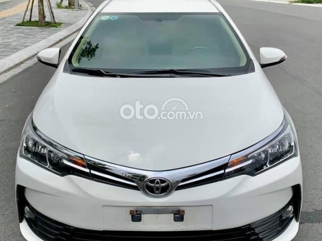 Corolla Altis 1.8G sản xuất 2018, màu trắng0