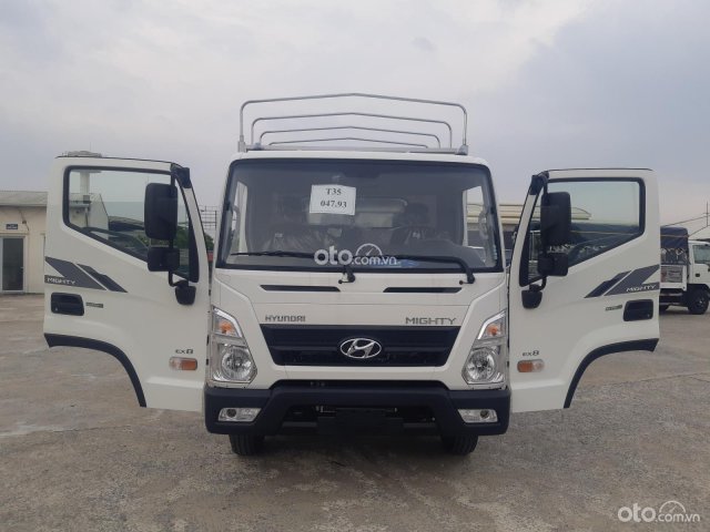 Hyundai Mighty EX8L bản full, thùng 5.8m, hỗ trợ trả góp