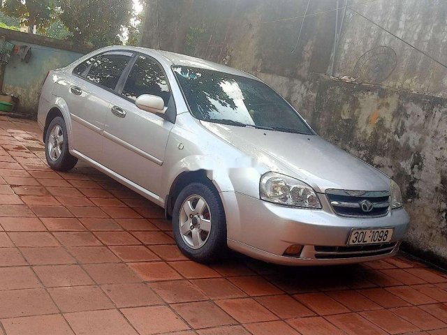 Bán Daewoo Lacetti đời 2008, màu bạc còn mới0