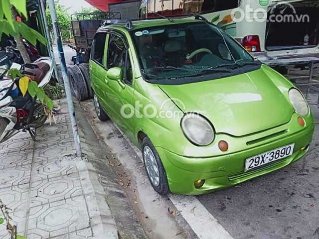 Cần bán xe Daewoo Matiz SE 0.8 MT sản xuất năm 2003, màu xanh lục còn mới0