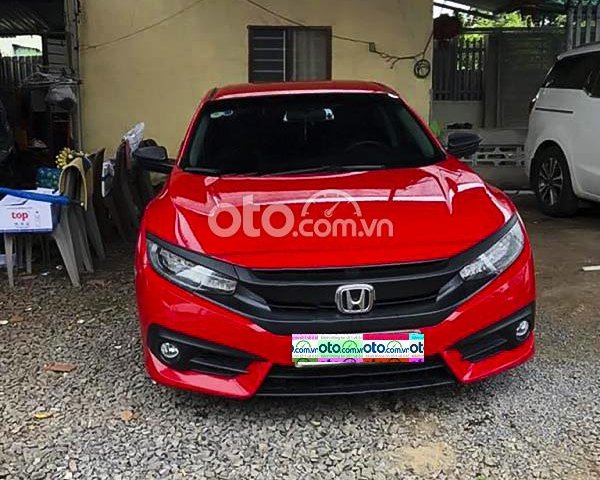 Cần bán xe Honda Civic 1.5G Vtec Turbo đời 2018, màu đỏ, xe nhập còn mới0