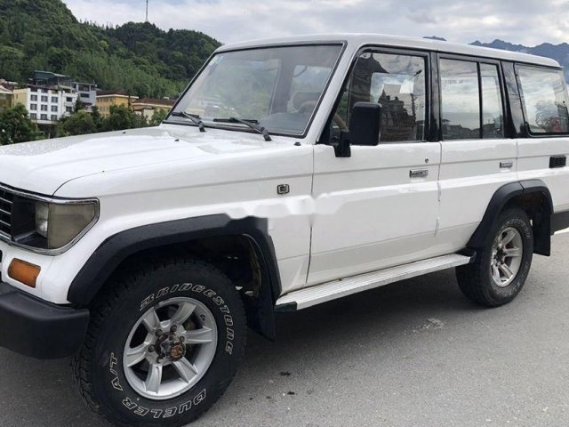 Bán Toyota Land Cruiser đời 1994, màu trắng, nhập khẩu số sàn0