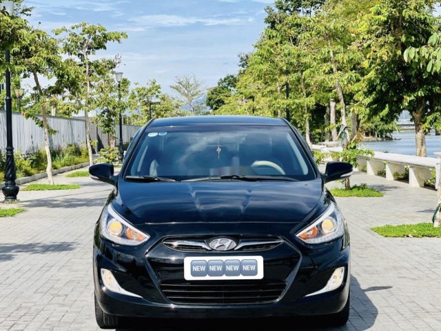 Cần bán gấp Hyundai Accent Bule AT 2015, màu đen, nhập khẩu nguyên chiếc xe gia đình, giá chỉ 387 triệu