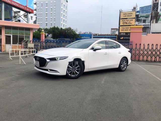 Cần bán gấp Mazda 3 năm sản xuất 2020 còn mới0