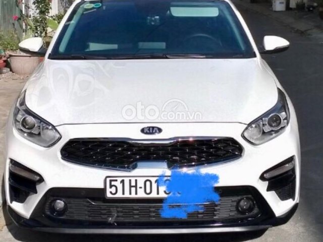 Bán xe Cerato 1.6AT Luxury, màu trắng