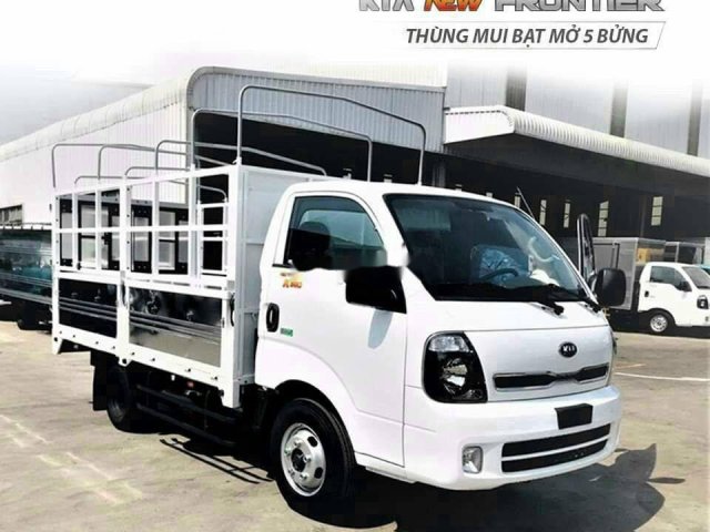 Cần bán Kia K200 2021, màu trắng, nhập khẩu nguyên chiếc, giá 358tr0