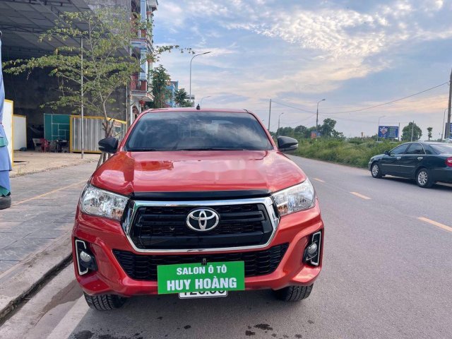 Bán Toyota Hilux AT sản xuất 2019, màu đỏ0