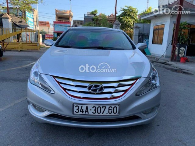 Bán xe Hyundai Sonata đời 2011, màu trắng, nhập khẩu số tự động0