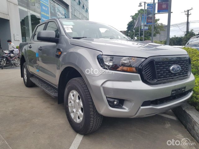 Ford Ranger XLS - Mua xe sau dịch, giá rẻ vô địch0