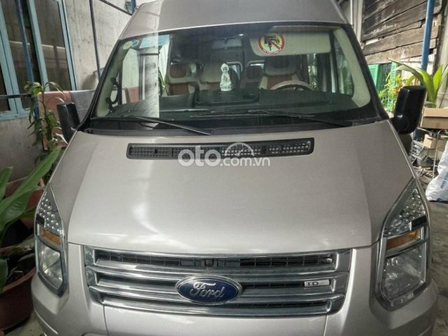 Cần bán lại xe Ford Transit MiD 2014, màu bạc, giá 295tr