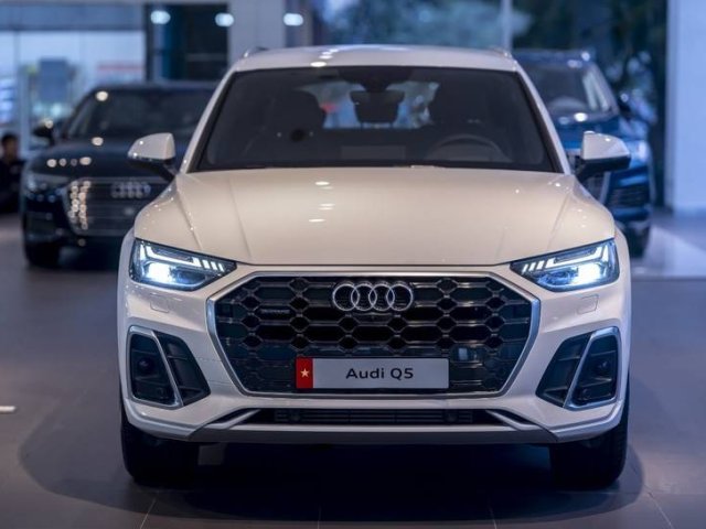 Cần bán Audi Q5 đời 2021, màu trắng, nhập khẩu nguyên chiếc