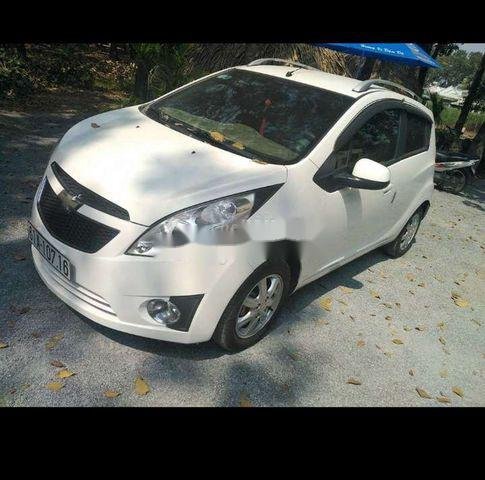 Cần bán lại xe Chevrolet Spark đời 2013, màu trắng, xe nhập0