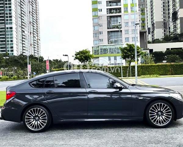 Cần bán xe BMW 535i năm sản xuất 2011, xe nhập, 850tr