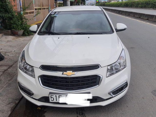 Bán Chevrolet Cruze 2016, màu trắng còn mới, giá chỉ 340 triệu0