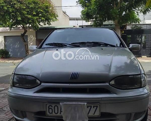 Bán Fiat Siena 2002, màu bạc0