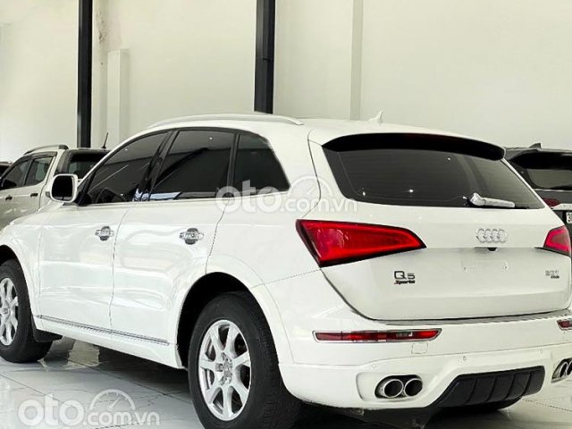 Cần bán lại xe Audi Q5 sản xuất 2014, màu trắng, xe nhập còn mới