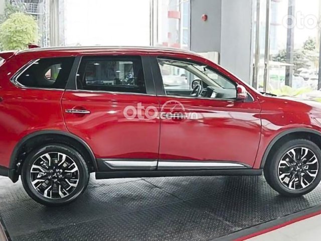 Bán Mitsubishi Outlander 2021, màu đỏ0