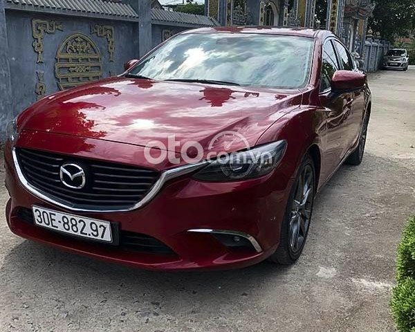 Bán Mazda 6 2.0 Premium năm sản xuất 2017, màu đỏ  