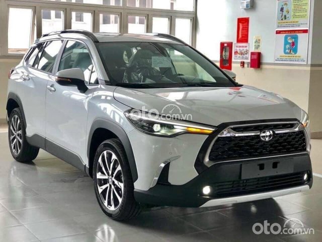 Bán xe Toyota Corolla Cross V đời 2021, màu trắng0