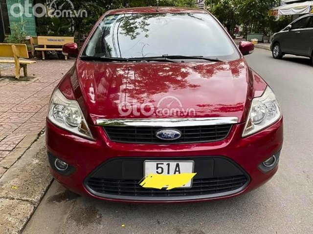 Bán ô tô Ford Focus 1.8 AT sản xuất 2012, màu đỏ còn mới0