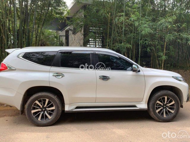 Bán Mitsubishi Pajero sản xuất 2018, màu trắng, nhập khẩu nguyên chiếc