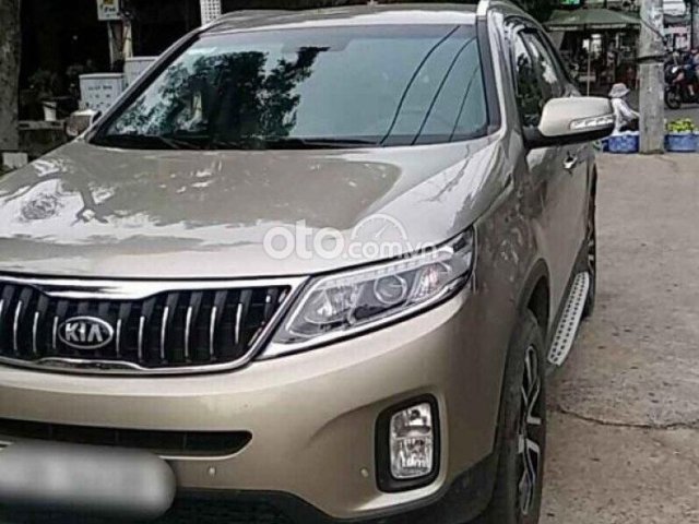 Bán Kia Sorento 2.4 GAT Deluxe sản xuất năm 2019, màu vàng  0