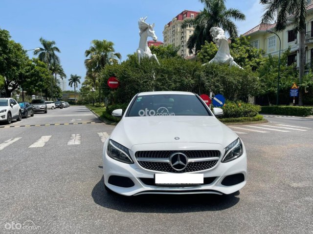 Bán Mercedes sản xuất 2015, màu trắng, 923.9tr