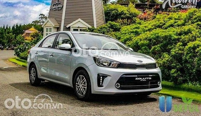 Bán xe Kia Soluto sản xuất 2021, màu bạc0