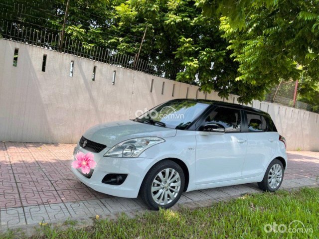 Bán Suzuki Swift đời 2016, màu trắng, nhập khẩu nguyên chiếc