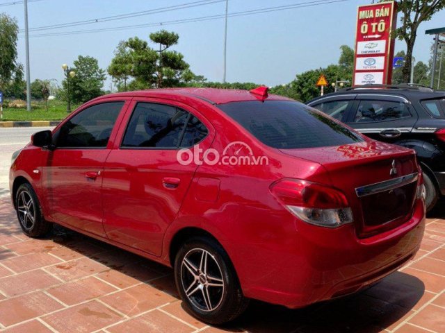 Bán Mitsubishi Attrage 1.2 MT đời 2015, màu đỏ, nhập khẩu xe gia đình, giá 210tr