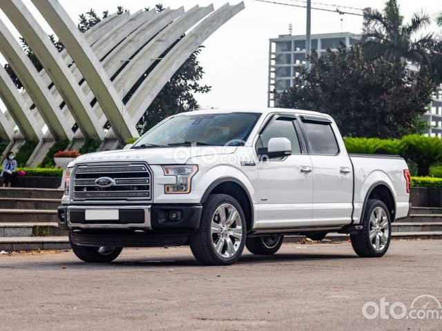 Bán ô tô Ford F 150 2016 màu trắng, nhập khẩu nguyên chiếc0