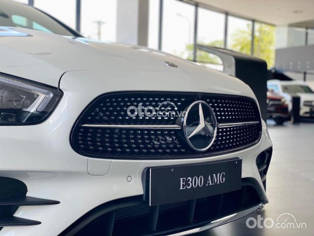 Bán xe Mercedes 202, màu trắng, nhập khẩu0