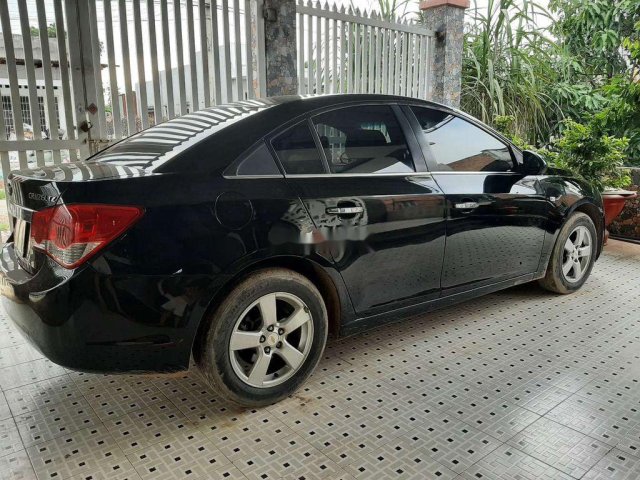 Bán Chevrolet Cruze đời 2011, màu đen chính chủ0