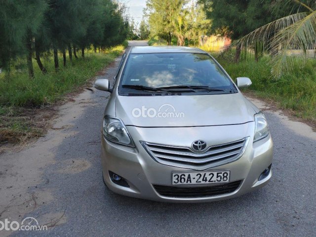 Bán Toyota Vios năm sản xuất 2009, màu bạc0