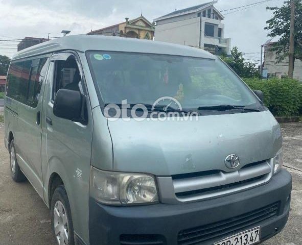 Toyota Hiace 2004 2004  2010 reviews technical data prices