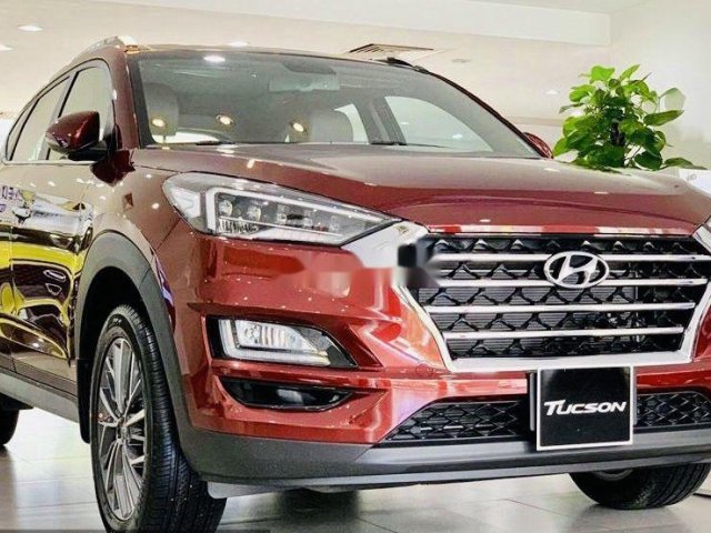 Bán Hyundai Tucson năm 2021, màu đỏ, giá tốt0