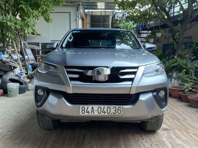 Bán Toyota Fortuner năm sản xuất 2018, màu bạc, nhập khẩu 0