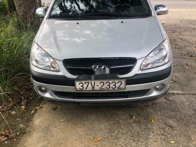 Cần bán xe Hyundai Getz đời 2010, màu bạc, nhập khẩu  0