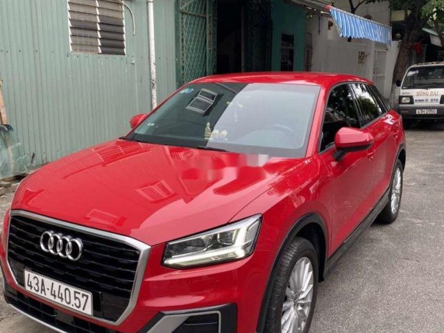 Bán Audi Q2 đời 2018, màu đỏ còn mới0