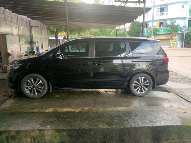 Bán Kia Sedona AT sản xuất 2018, màu đen, nhập khẩu số tự động, giá chỉ 765 triệu0